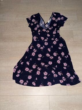 Woman's size medium navy and pink floral dress